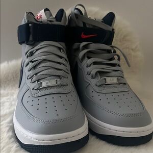 WMNS Air Force 1 HI QS Sneakers